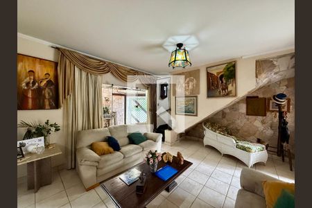 Sala de casa à venda com 6 quartos, 240m² em Cidade Monções, São Paulo