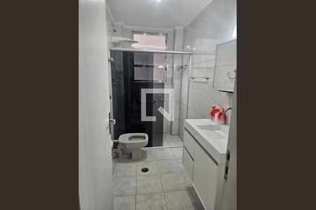 Banheiro de apartamento para alugar com 2 quartos, 89m² em Embaré, Santos