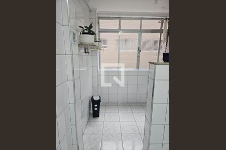 Banheiro de apartamento para alugar com 2 quartos, 89m² em Embaré, Santos