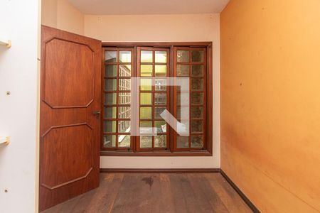 Quarto 1 de casa à venda com 4 quartos, 390m² em Cristal, Porto Alegre