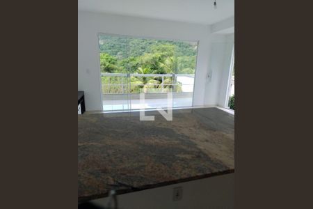 Sala de casa para alugar com 2 quartos, 80m² em Taquara, Rio de Janeiro