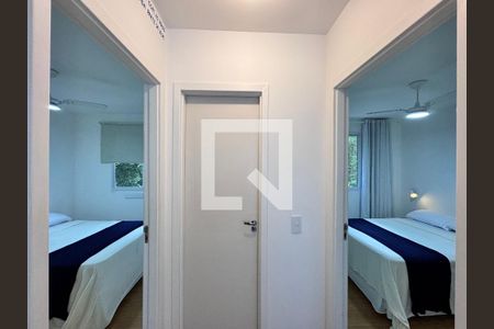 Corredor de apartamento à venda com 2 quartos, 45m² em Vargem Grande, Rio de Janeiro