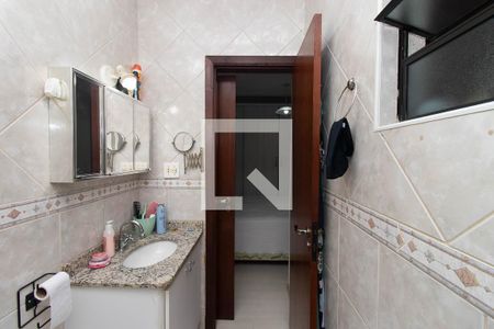 Banheiro da SuíteVaranda  de casa de condomínio à venda com 3 quartos, 155m² em Vila Maria Alta, São Paulo