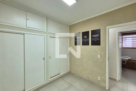 Quarto 1  de casa para alugar com 4 quartos, 183m² em Jardim Chapadão, Campinas