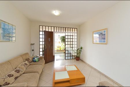 Sala de Estar de casa à venda com 4 quartos, 320m² em Sagrada Família, Belo Horizonte