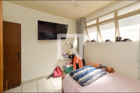 Quarto 1 de casa à venda com 4 quartos, 320m² em Sagrada Família, Belo Horizonte