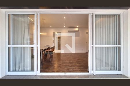 Detalhe de apartamento para alugar com 4 quartos, 100m² em Água Branca, São Paulo