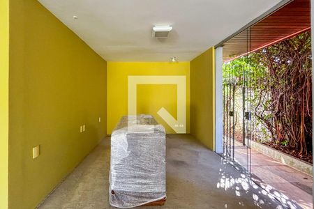 Casa à venda com 3 quartos, 183m² em Alto de Pinheiros, São Paulo