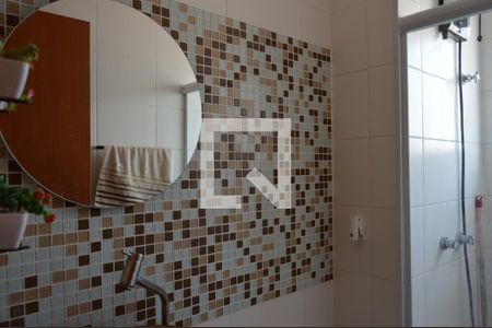 Banheiro de apartamento à venda com 2 quartos, 47m² em Jardim Boa Vista (zona Oeste), Osasco