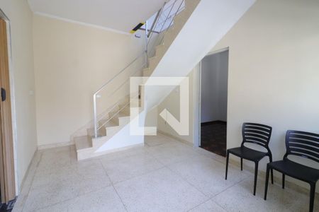 Casa para alugar com 3 quartos, 180m² em Jardim das Flores, Osasco