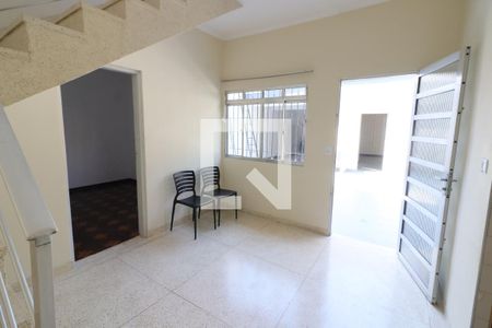 Sala de casa para alugar com 3 quartos, 180m² em Jardim das Flores, Osasco
