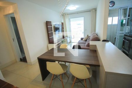 Sala de apartamento para alugar com 2 quartos, 78m² em Jardim Analia Franco, São Paulo