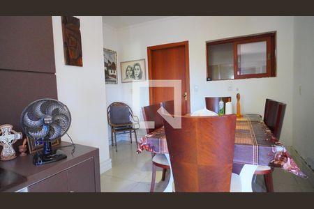 Sala  de casa à venda com 3 quartos, 189m² em Vila Joao Pessoa, Porto Alegre