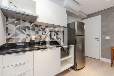Cozinha de apartamento para alugar com 1 quarto, 41m² em Santo Amaro, São Paulo