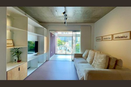 Sala de apartamento para alugar com 2 quartos, 82m² em Pinheiros, São Paulo