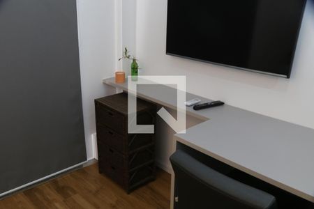 Sala/Quarto de kitnet/studio à venda com 1 quarto, 27m² em Chácara Santo Antônio (zona Sul), São Paulo