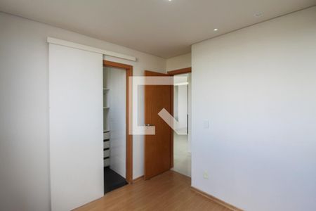 Quarto 1 de apartamento para alugar com 2 quartos, 48m² em Conjunto Helena Antipoff, Belo Horizonte