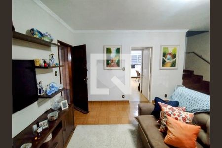 Casa à venda com 3 quartos, 136m² em Vila Carrão, São Paulo