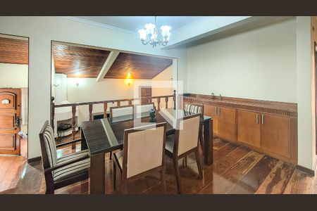 Sala de casa à venda com 4 quartos, 350m² em Vila Sao Paulo, São Paulo