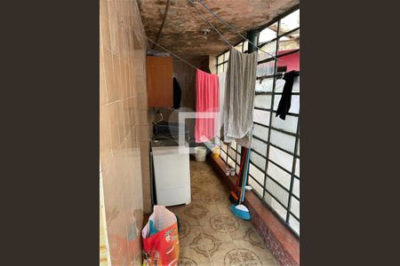 Casa à venda com 4 quartos, 164m² em Jardim Guairaca, São Paulo