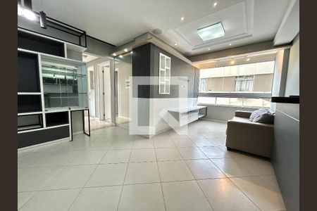 Apartamento para alugar com 3 quartos, 76m² em Agronômica, Florianópolis
