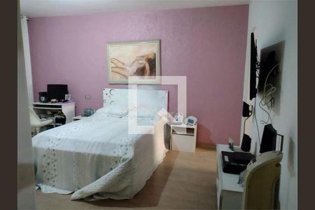 Casa à venda com 4 quartos, 220m² em Vila Graciosa, São Paulo