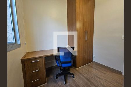 Quarto de apartamento à venda com 3 quartos, 66m² em Colégio Batista, Belo Horizonte