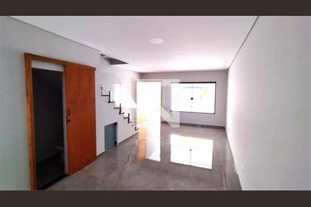 Casa à venda com 3 quartos, 165m² em Vila Carrão, São Paulo