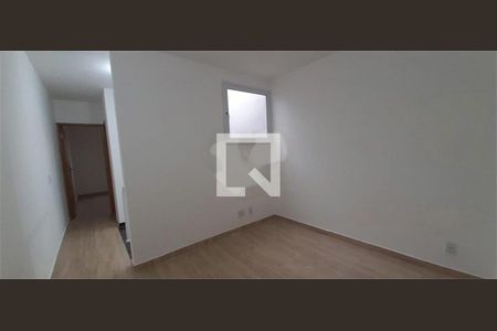 Casa à venda com 3 quartos, 95m² em Vila Primavera, São Paulo