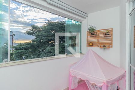 Apartamento à venda com 2 quartos, 64m² em São Paulo, Belo Horizonte