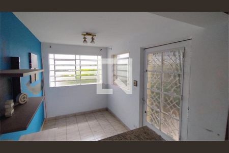 Casa à venda com 3 quartos, 105m² em Vila Primavera, São Paulo