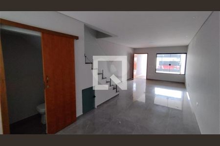 Casa à venda com 3 quartos, 160m² em Vila Carrão, São Paulo