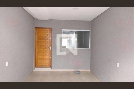 Casa à venda com 3 quartos, 106m² em Vila Santa Isabel, São Paulo