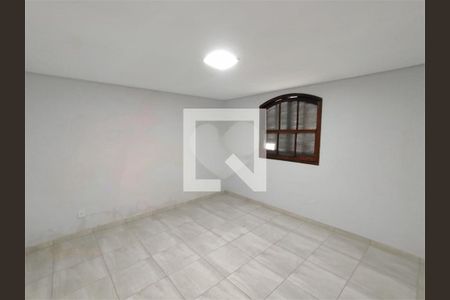 Casa à venda com 4 quartos, 119m² em Vila Sao Domingos, São Paulo