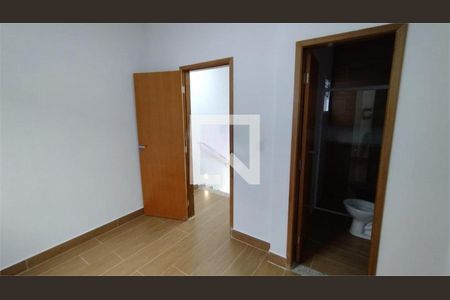 Casa à venda com 3 quartos, 132m² em Vila Carrão, São Paulo