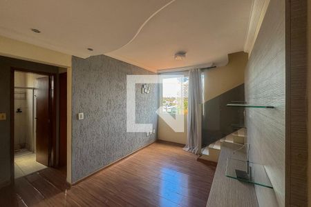 Sala de apartamento para alugar com 3 quartos, 140m² em Arvoredo, Contagem