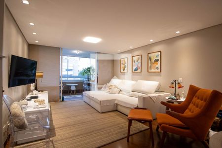Sala de apartamento à venda com 4 quartos, 150m² em Paraíso do Morumbi, São Paulo