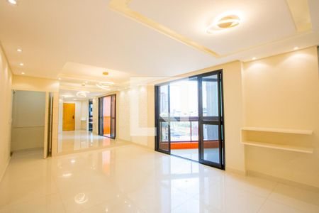 Sala de estar de apartamento para alugar com 3 quartos, 180m² em Vila Valparaíso, Santo André