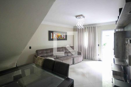 Sala de casa de condomínio à venda com 2 quartos, 84m² em Vila Bancaria, São Paulo