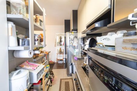 Cozinha de apartamento à venda com 2 quartos, 51m² em Glória, Porto Alegre