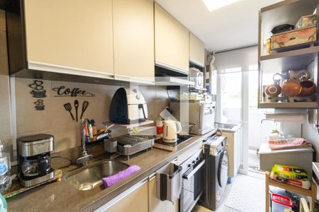 Cozinha de apartamento à venda com 2 quartos, 51m² em Glória, Porto Alegre
