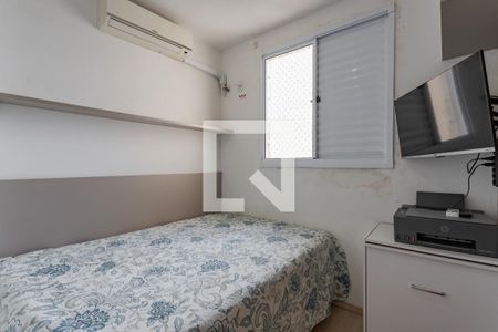 Quarto 1 de apartamento à venda com 2 quartos, 52m² em São Sebastião, Porto Alegre