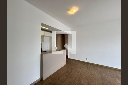 Sala   de apartamento à venda com 2 quartos, 64m² em Brooklin, São Paulo