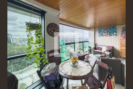 Foto 14 de apartamento para alugar com 4 quartos, 160m² em Jardim Morumbi, São Paulo