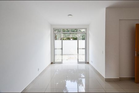Sala  de apartamento à venda com 3 quartos, 115m² em Ipiranga, Belo Horizonte