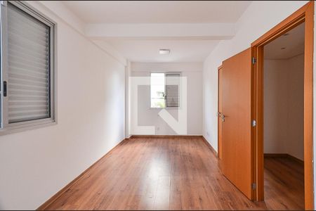 Quarto 1 de apartamento à venda com 3 quartos, 115m² em Ipiranga, Belo Horizonte