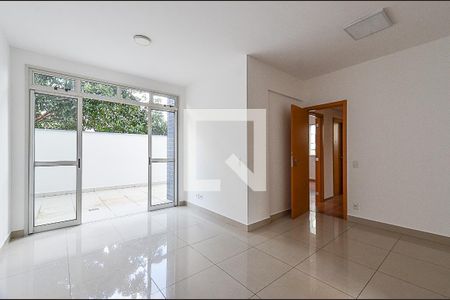 Sala  de apartamento à venda com 3 quartos, 115m² em Ipiranga, Belo Horizonte