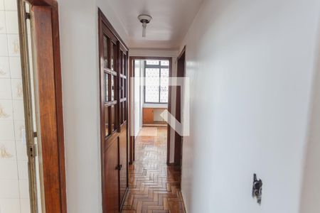 Corredor de apartamento à venda com 2 quartos, 73m² em Centro, Belo Horizonte