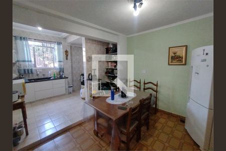 Casa à venda com 3 quartos, 126m² em Vila Ema, São Paulo