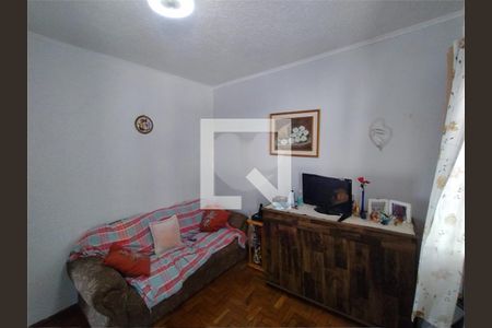 Casa à venda com 3 quartos, 126m² em Vila Ema, São Paulo